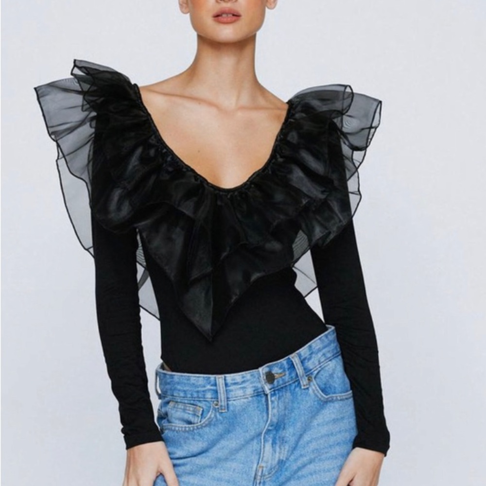 **NWT RUFFLE BODYSUIT** - Picture 2 of 4